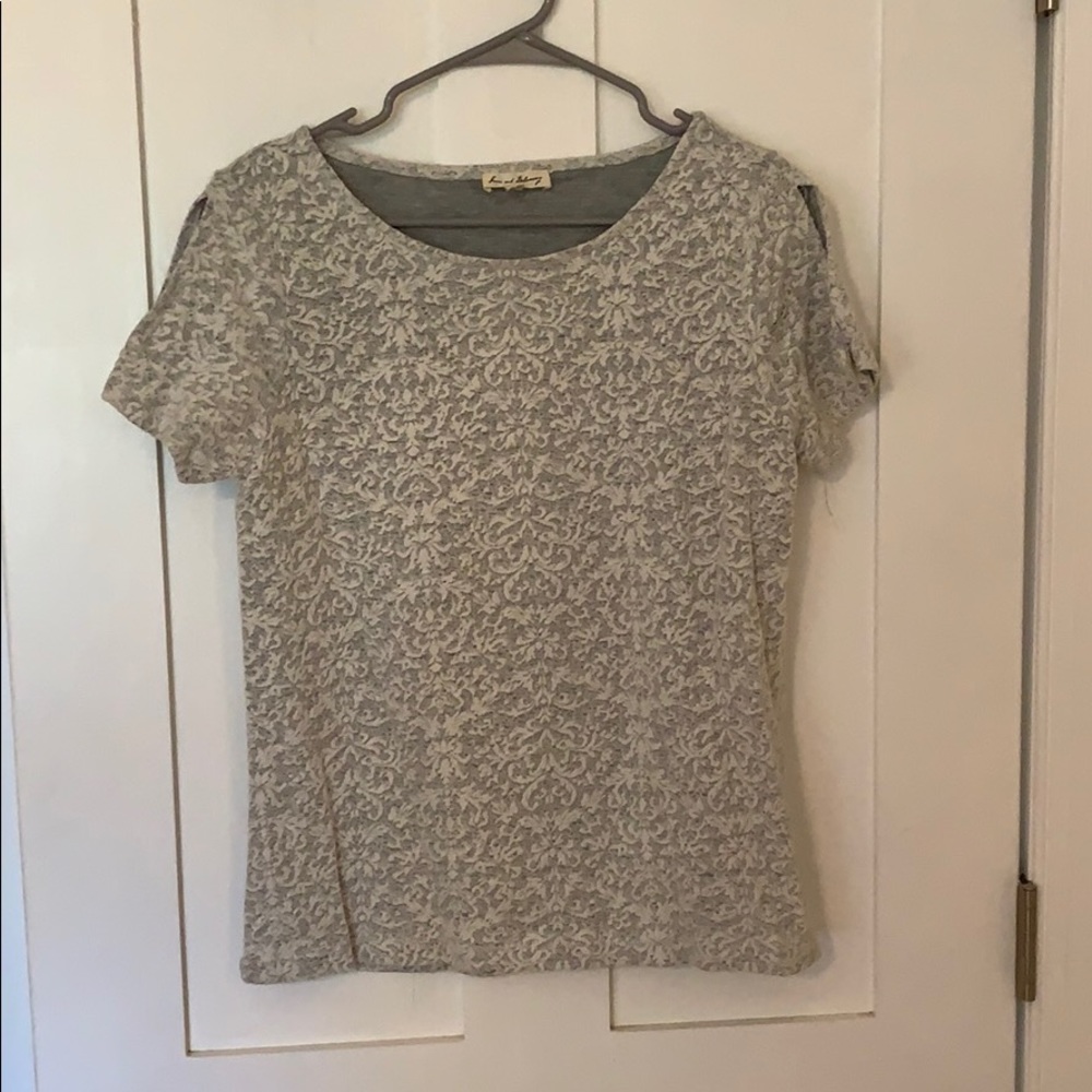 Lace open shoulder tee